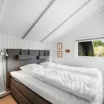 Holiday home Emin - 700m From The Sea By Interhome *