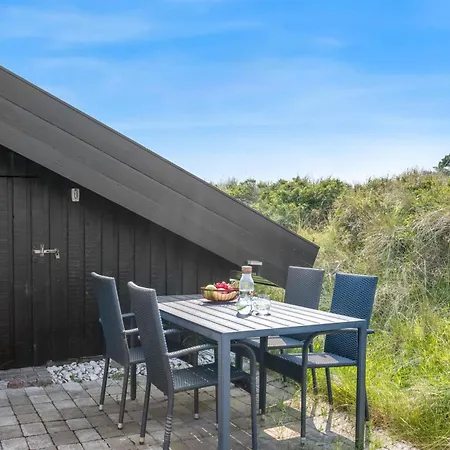 Emin - 700m From The Sea By Interhome Feriehus