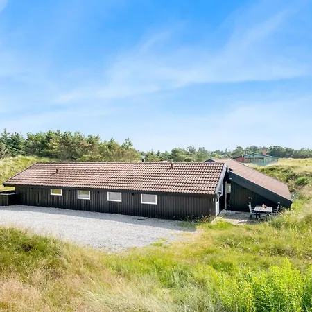 Emin - 700m From The Sea By Interhome Feriehus *