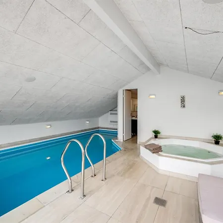 Emin - 700m From The Sea By Interhome Semesterbostad