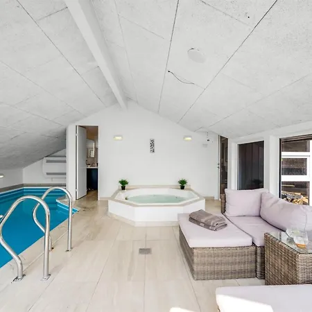 Emin - 700m From The Sea By Interhome