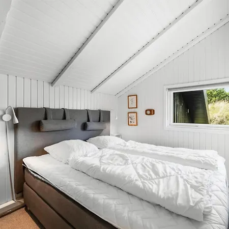 Dom wakacyjny Emin - 700m From The Sea By Interhome *