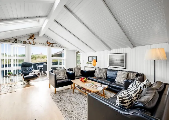 Emin - 700m From The Sea By Interhome Feriehus *