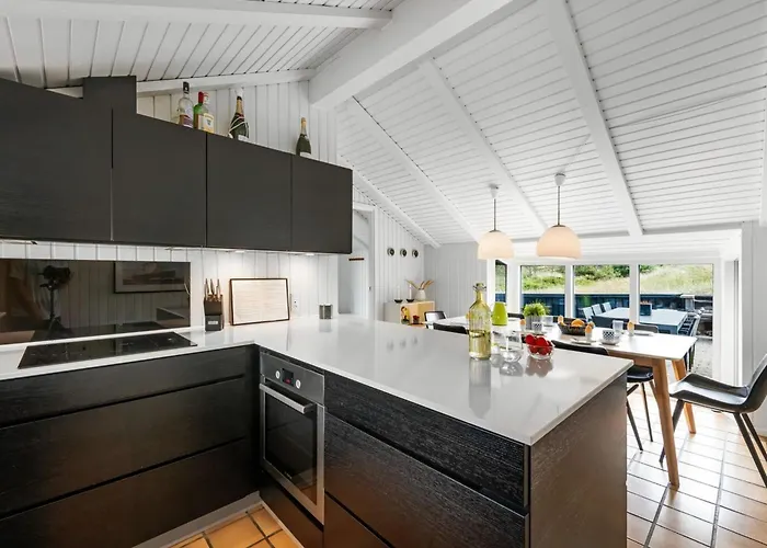 Emin - 700m From The Sea By Interhome Semesterbostad *