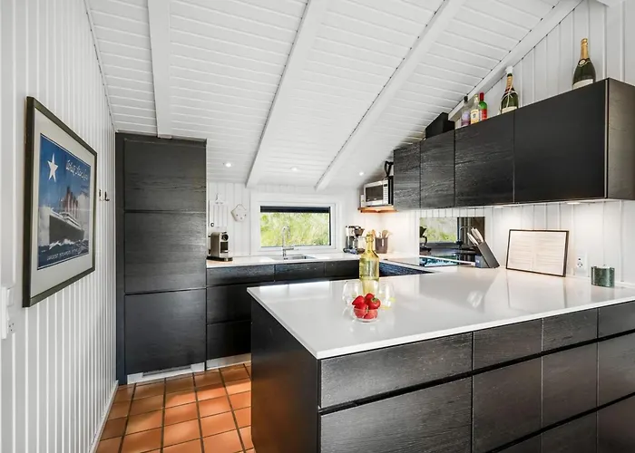 Emin - 700m From The Sea By Interhome *